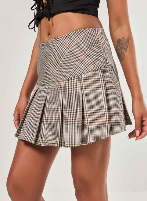 Short Saia Xadrez Plissado