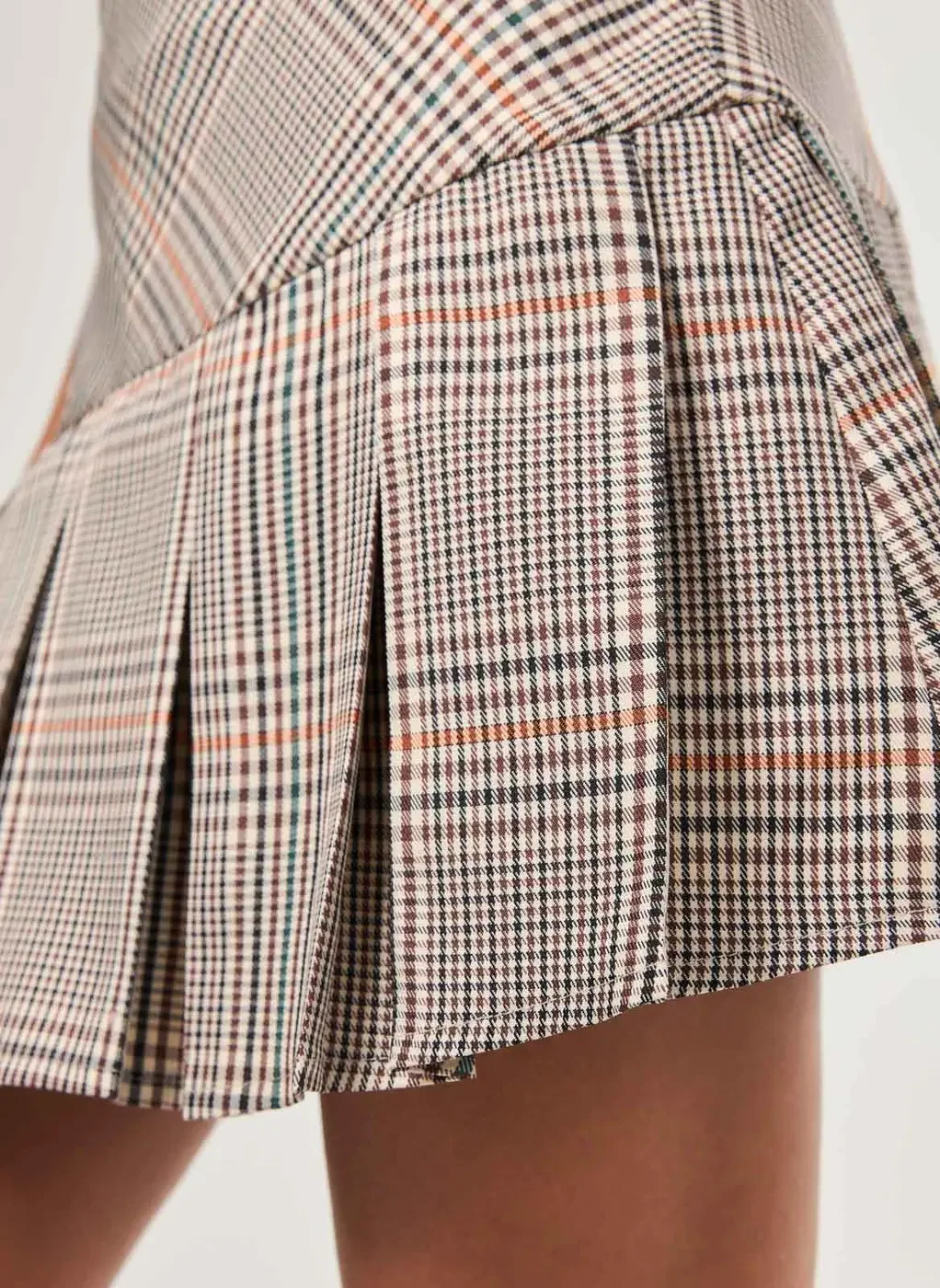 Short Saia Xadrez Plissado