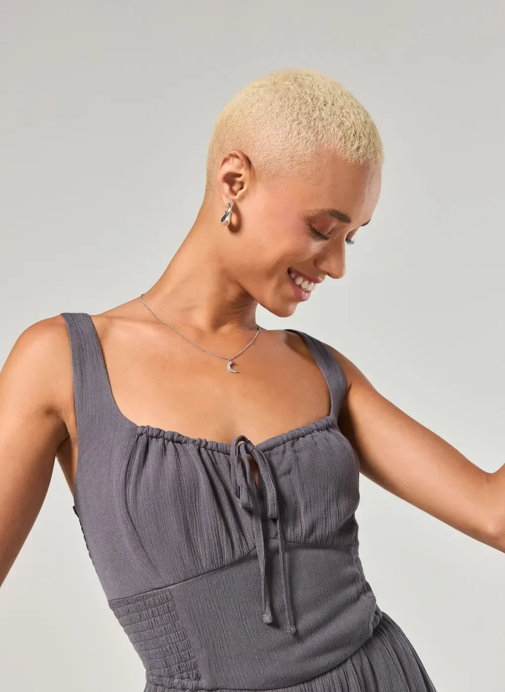 Vestido Longo Cinza Corsetado