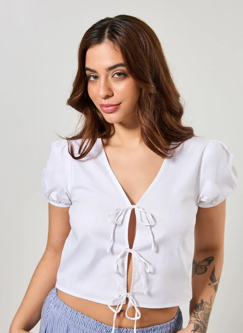Blusa Amarração Lacinhos Off-White