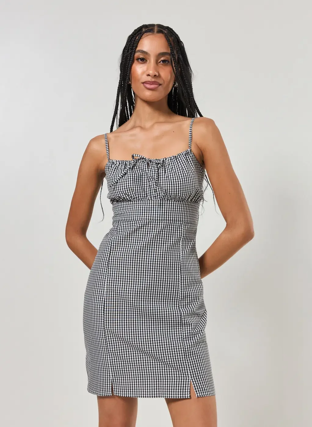 Vestido Curto Quadriculado Vichy