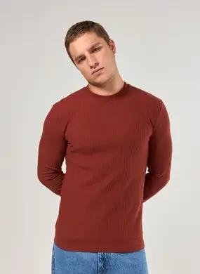 Camiseta Manga Longa Bordô Texturizada