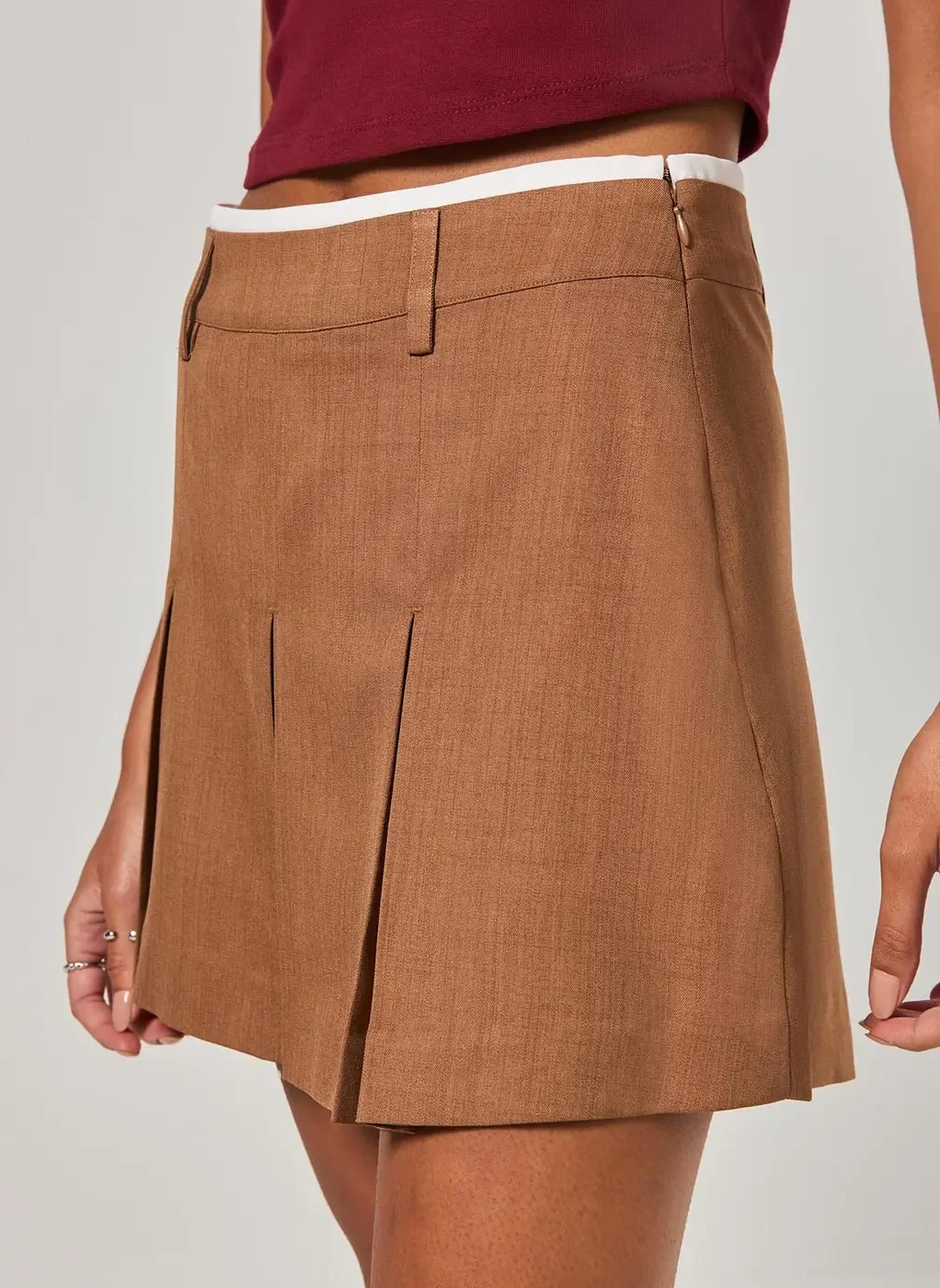 Saia Plissada Caqui