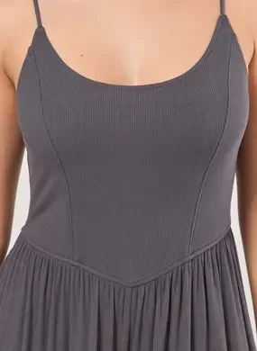 Macacão De Alcinha Em Ribana Cinza