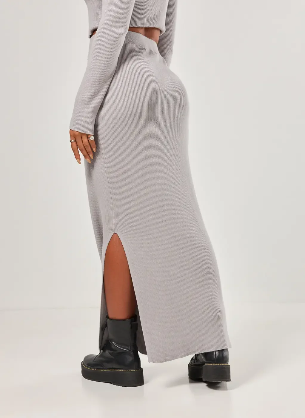 Saia Longa De Tricô