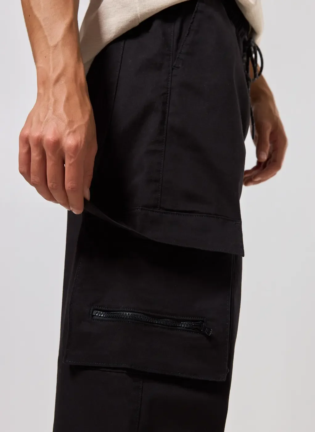 Calça Sarja Reta Cargo Com Cadarço