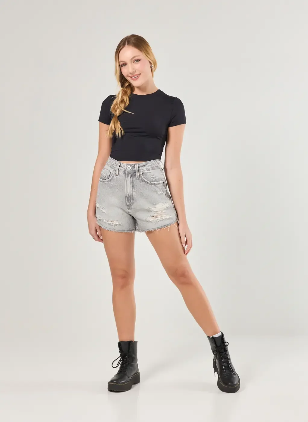 Short Jeans Cinza Desfiado