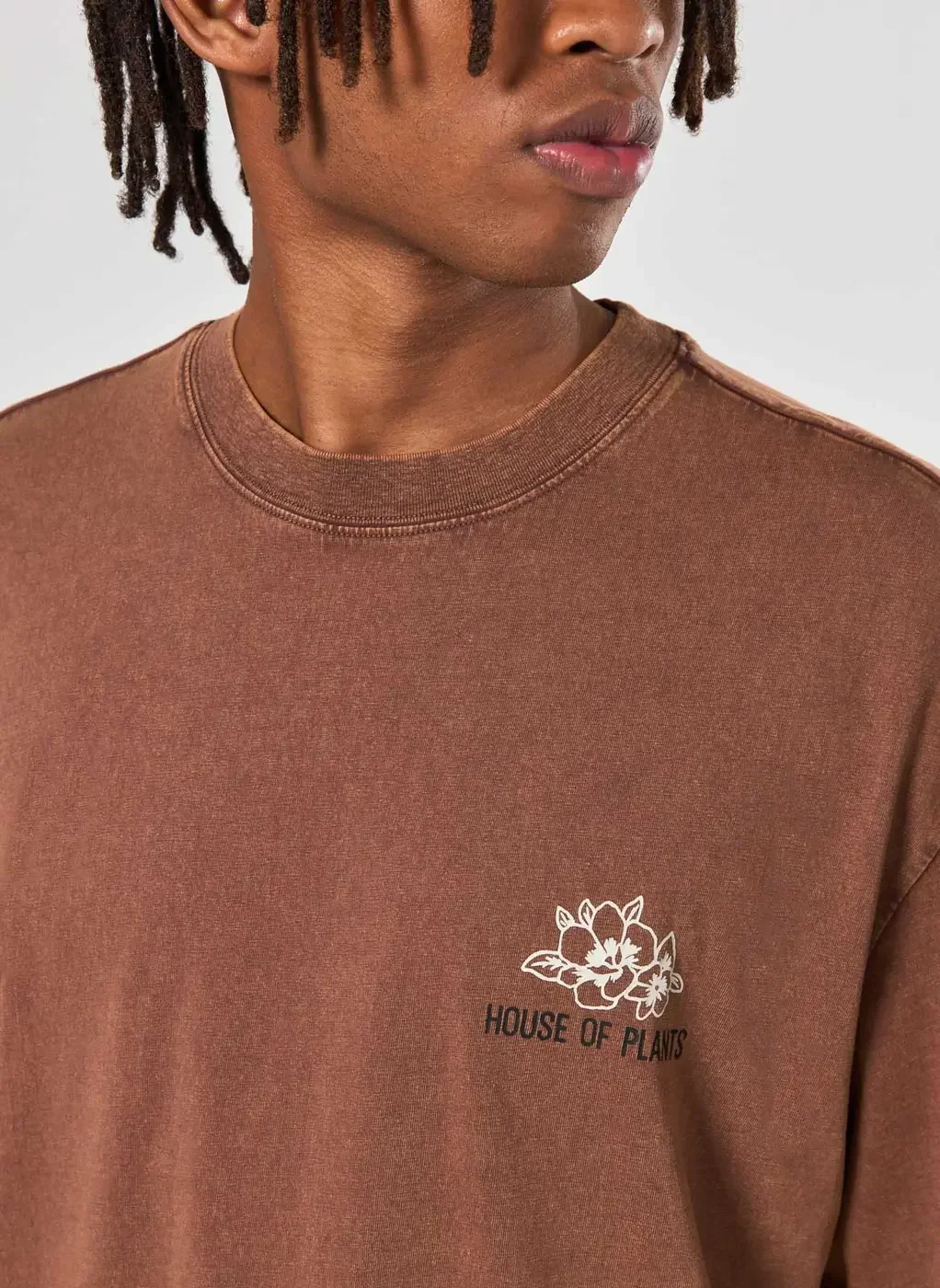 Camiseta Box Marrom Estonada Plants