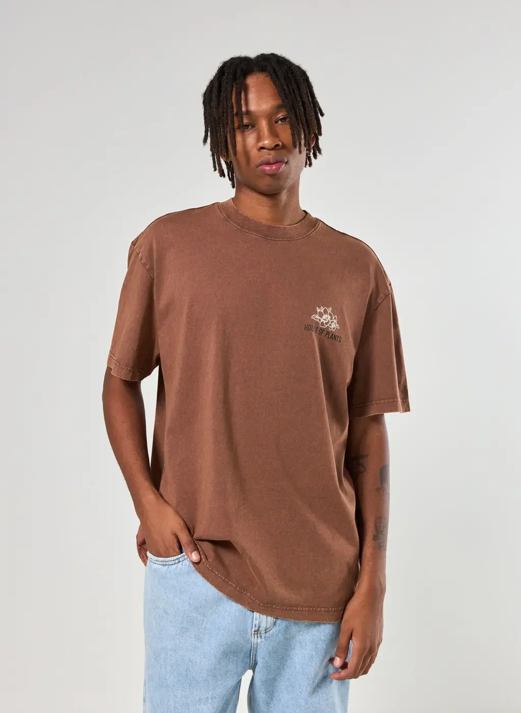 Camiseta Box Marrom Estonada Plants