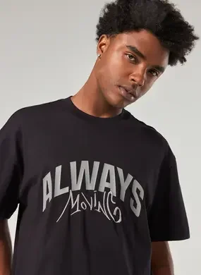 Camiseta Preta Box Always Moving