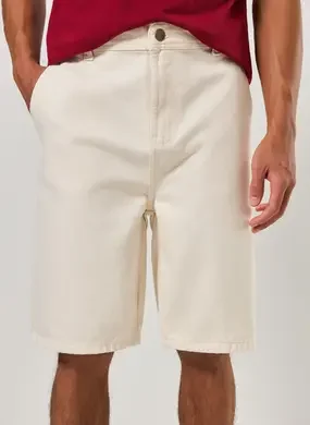 Bermuda Sarja Off-White Básica