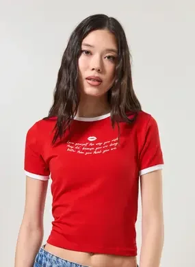 Mini Tee Vermelha Beijinho