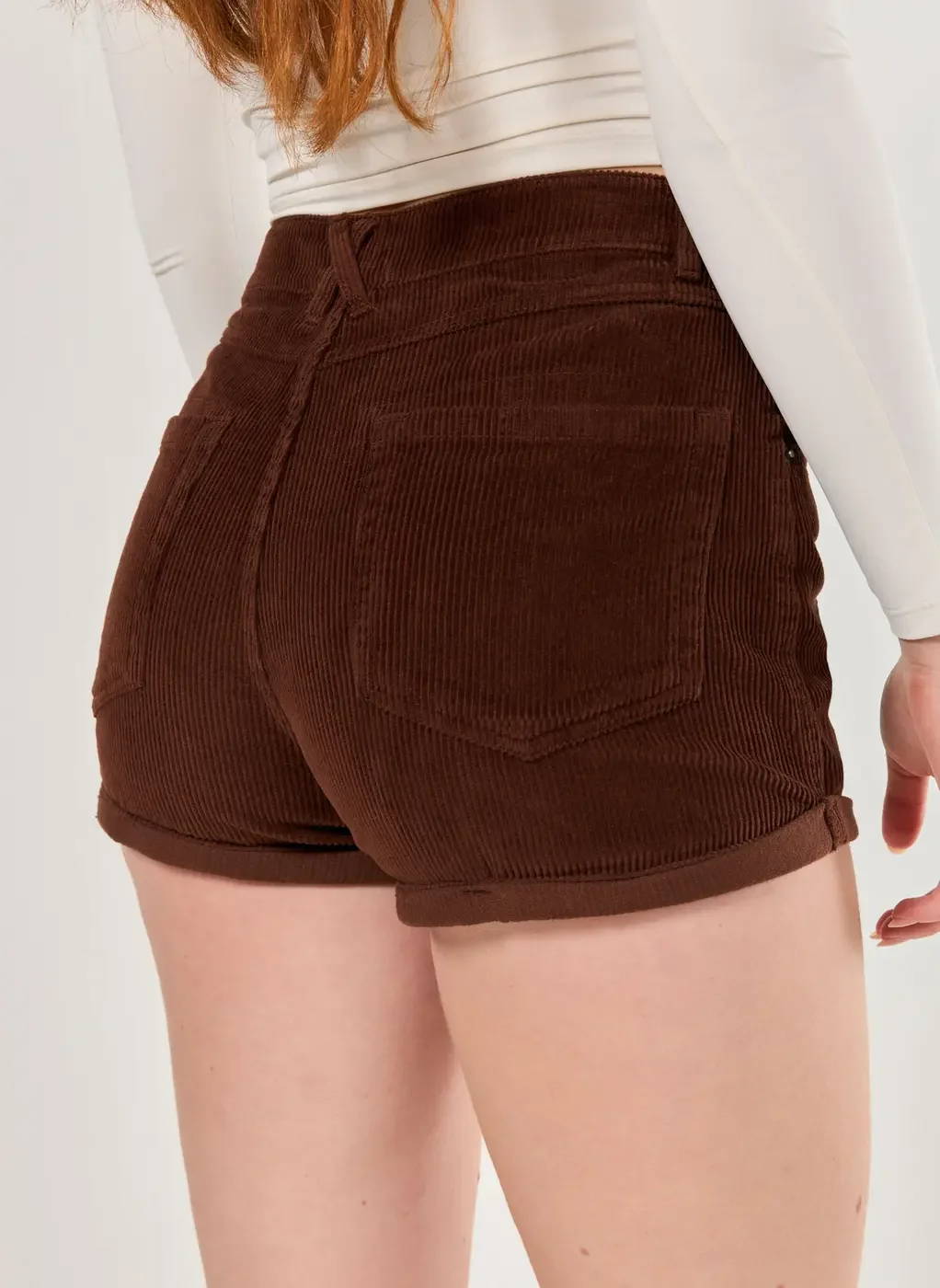 Short Mom Em Veludo Cotelê