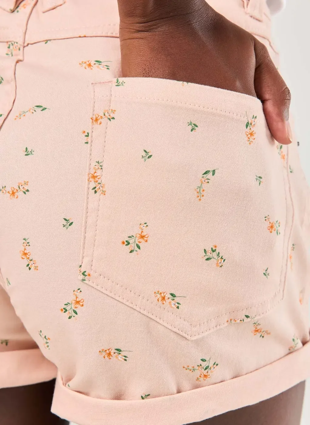 Short Sarja Mom Rosa Florido