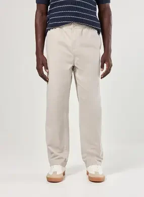 Calça Chino Em Sarja Caqui