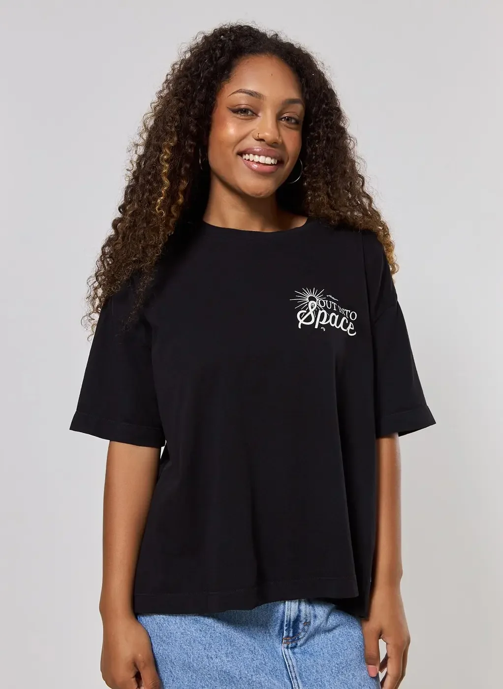 Camiseta Box Preta Space