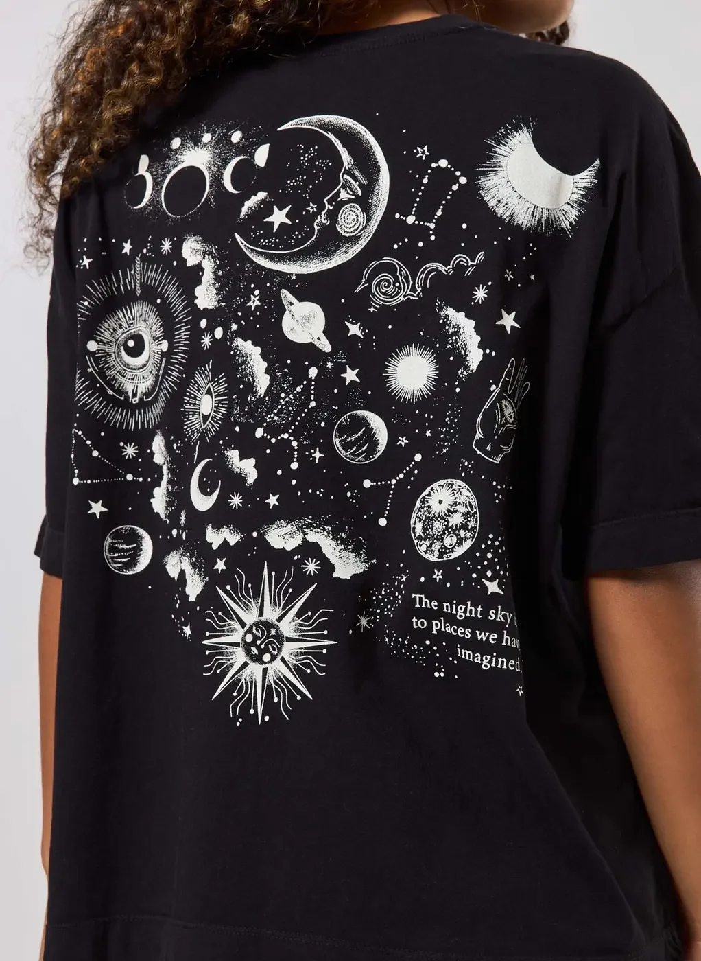 Camiseta Box Preta Space