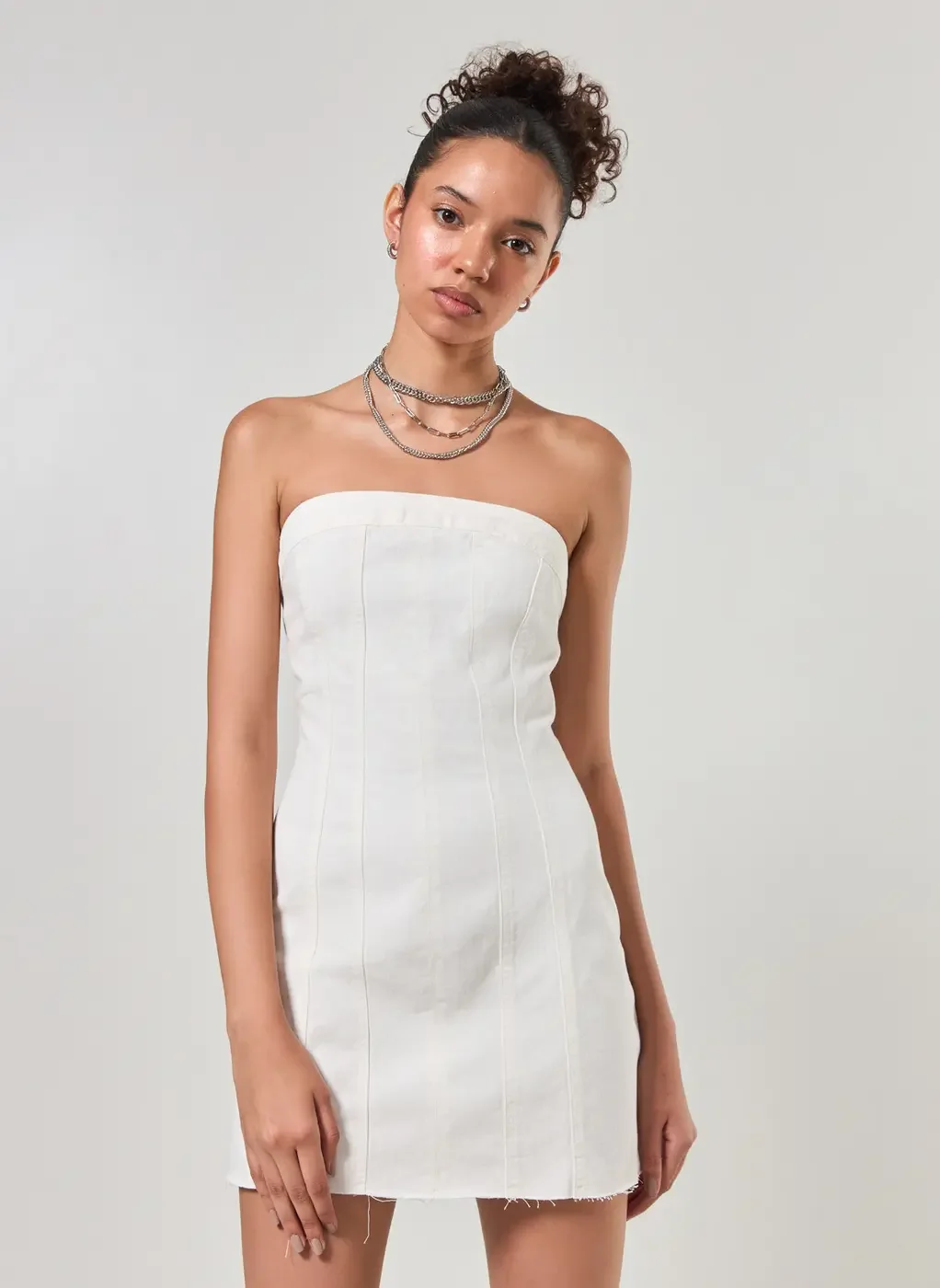 Vestido Sarja Off-White Sem Alças