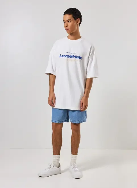 Camiseta Oversized Malhão Off-White Com Escrito