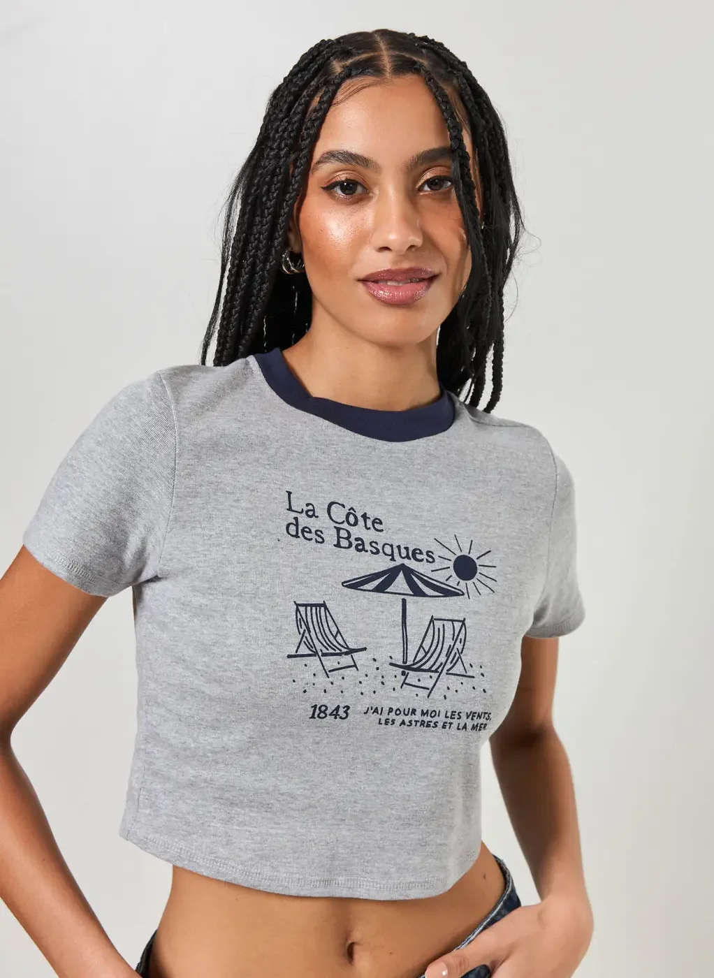 Mini Tee Cinza Praia Gola Azul