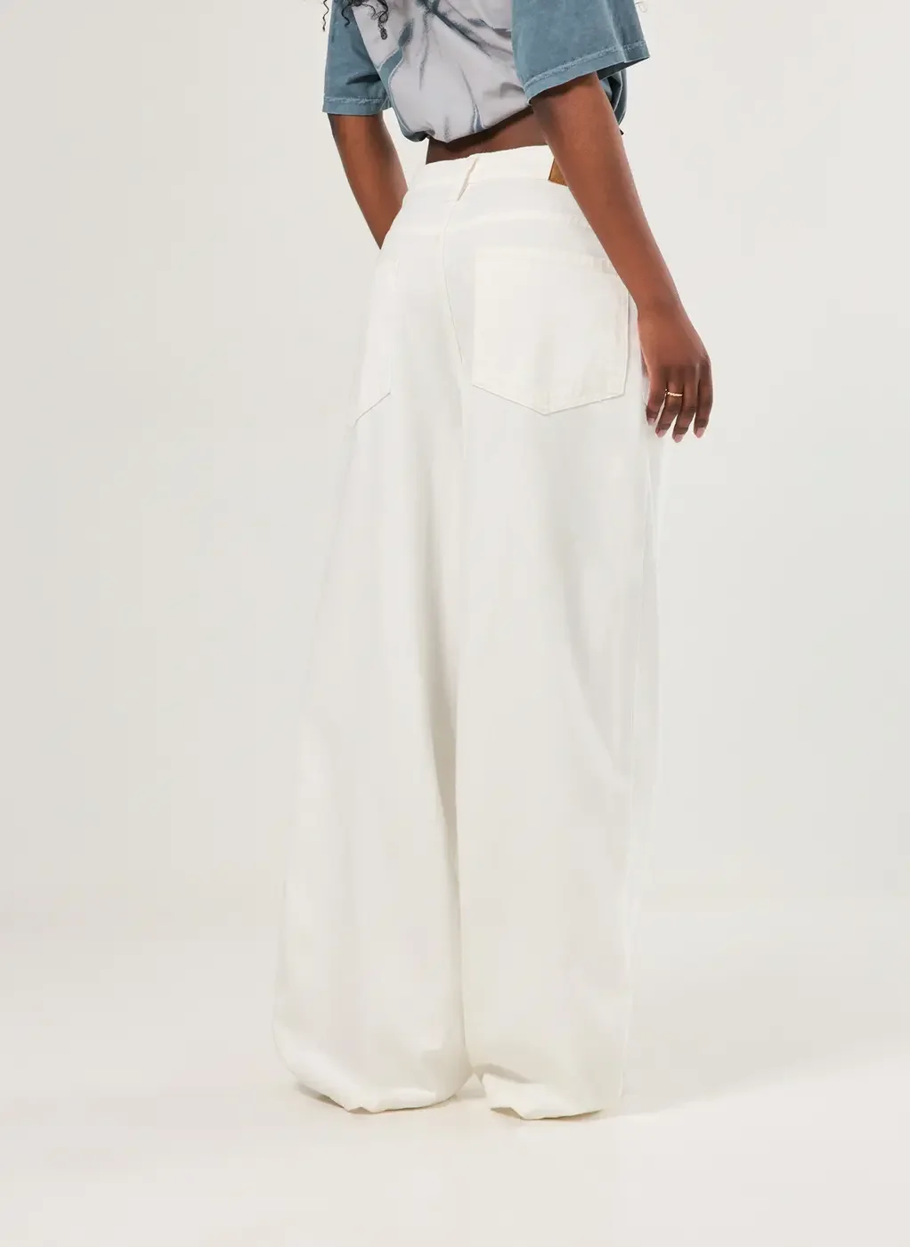 Calça Sarja Wide Leg Cintura Baixa