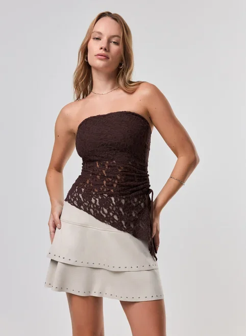 Blusa Em Renda Barra Assimétrica