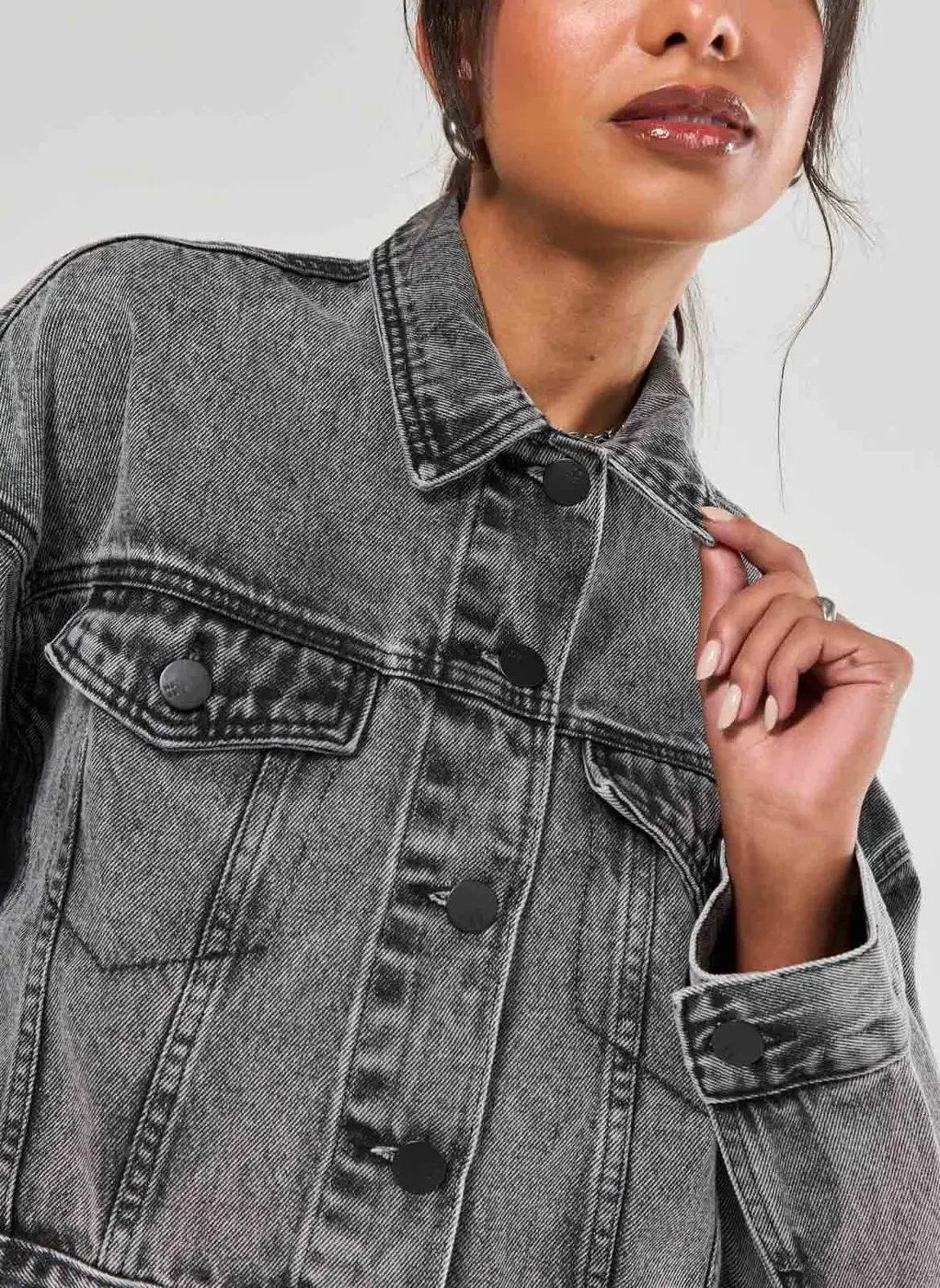 Jaqueta Jeans Cropped Com Bolso