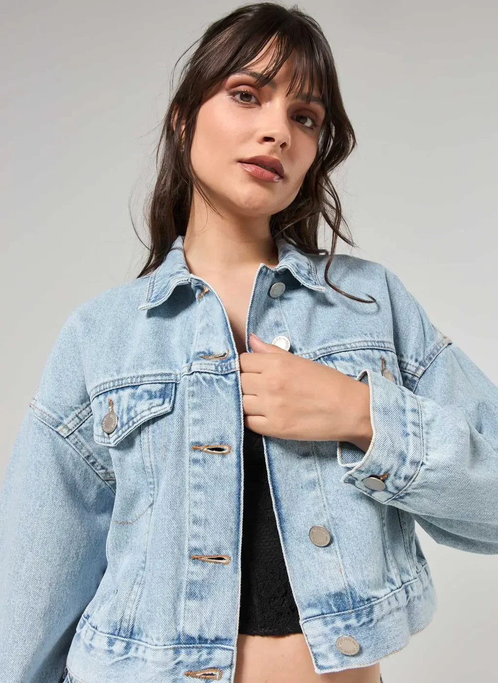 Jaqueta Jeans Cropped Com Bolso