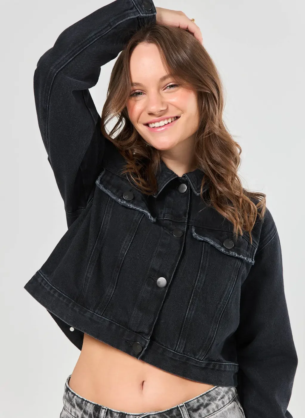Jaqueta Jeans Cropped Botões
