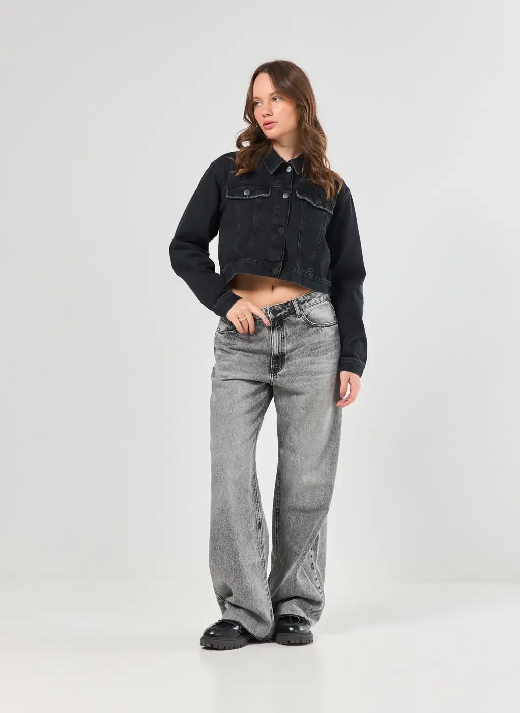 Jaqueta Jeans Cropped Botões