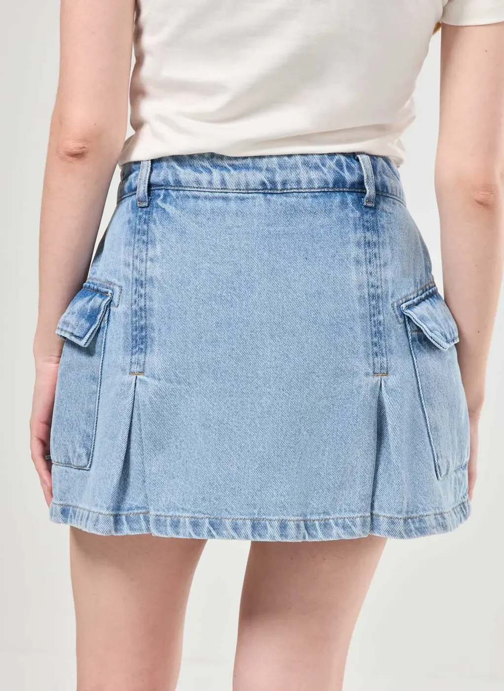 Short Saia Jeans Pregas Cargo