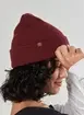 Gorro Vinho Com Etiqueta De Tecido