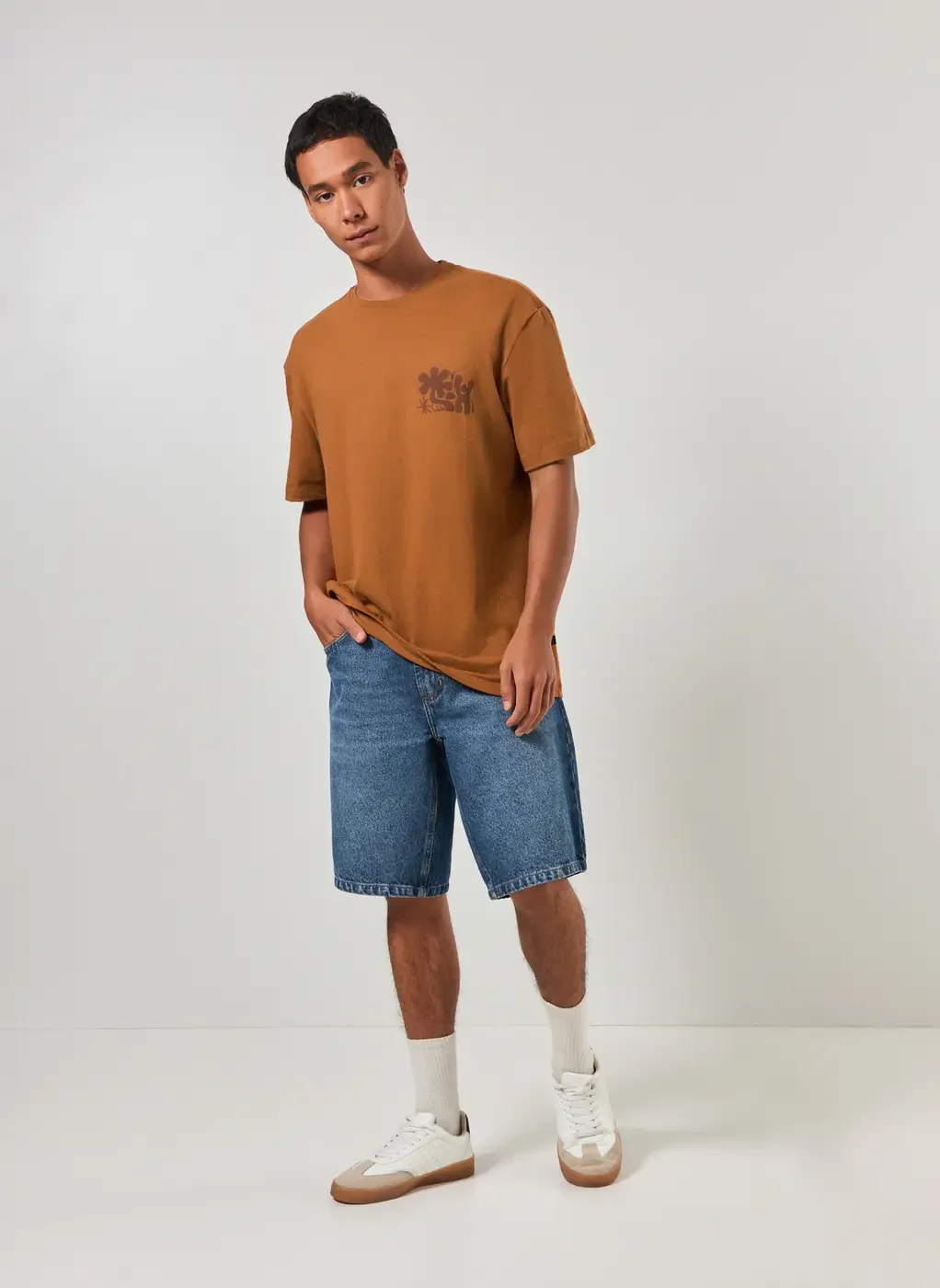 Camiseta Regular Estampa Desert