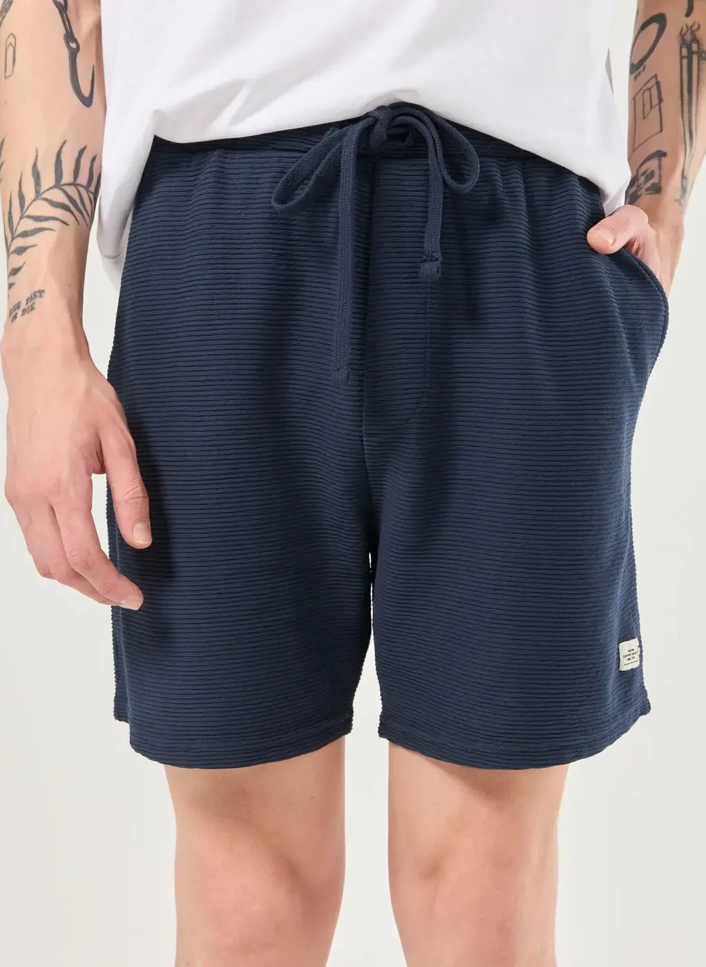 Bermuda Texturizada Azul-Marinho