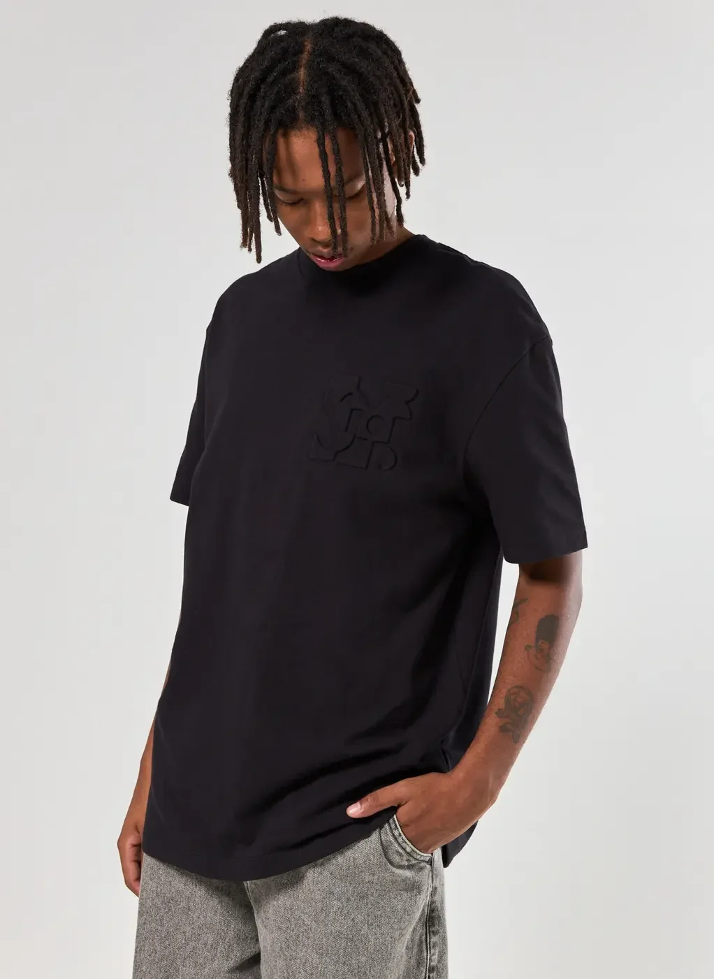 Camiseta Comfort Malhão Preto Com Relevo