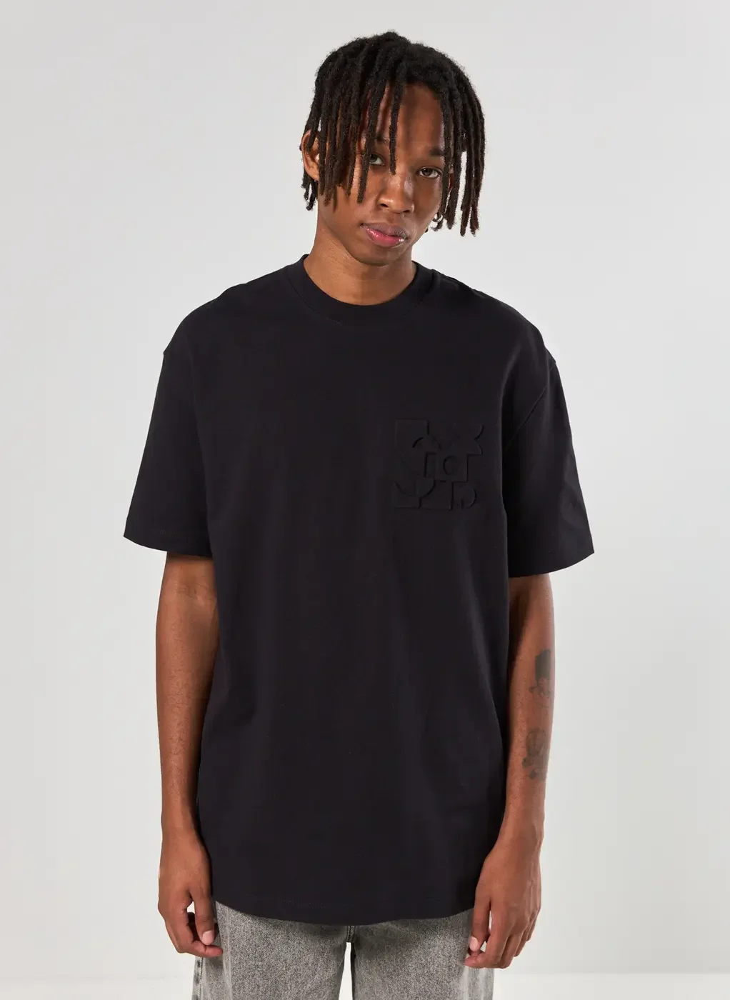 Camiseta Comfort Malhão Preto Com Relevo