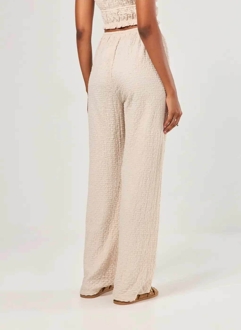 Calça Wide Leg Texturizada