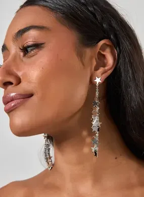 Brinco Alongado Estrelas Prateadas