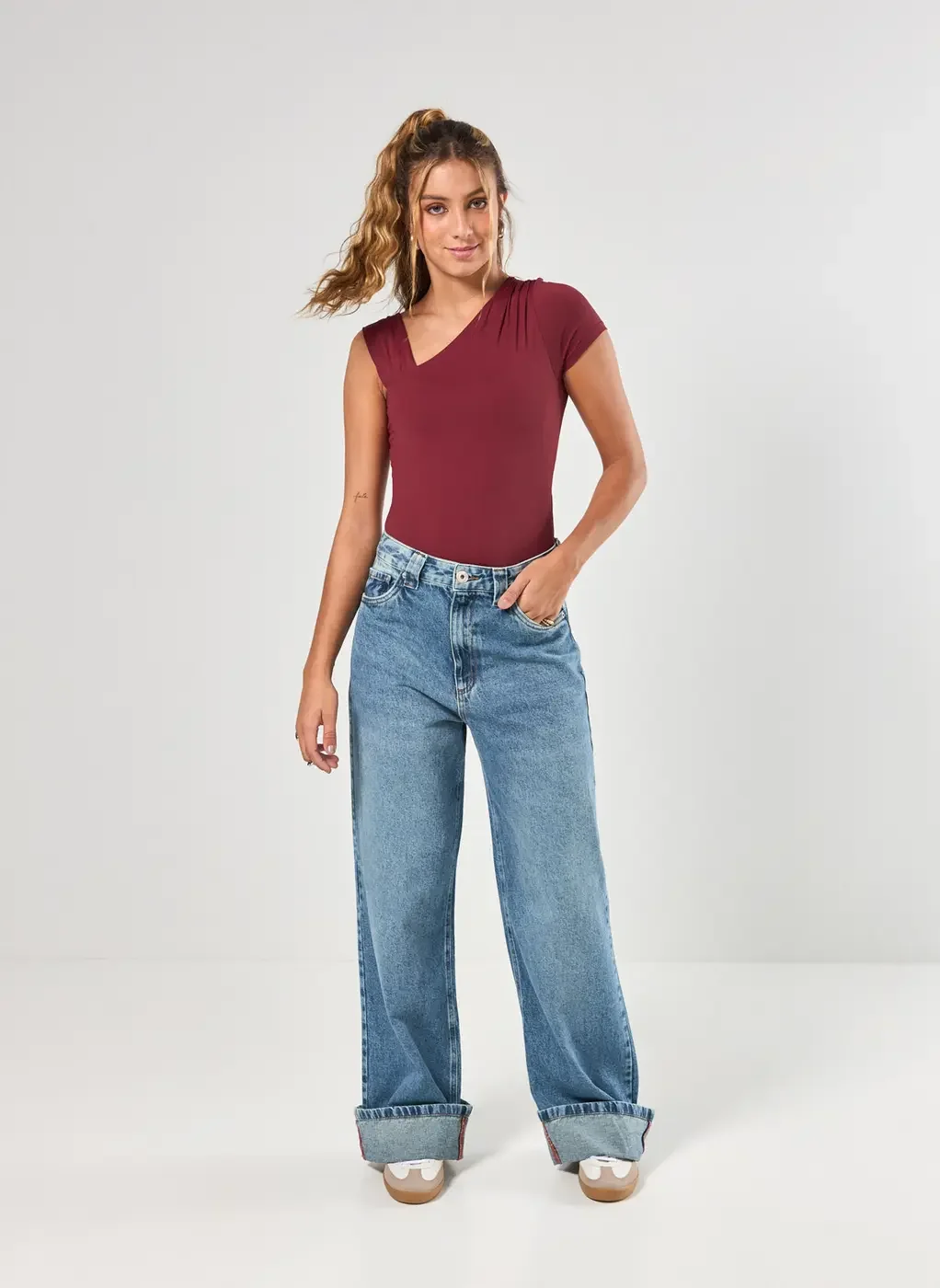 Body Poliamida Mangas Assimétricas