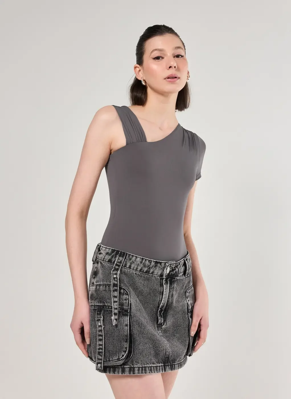 Body Poliamida Mangas Assimétricas