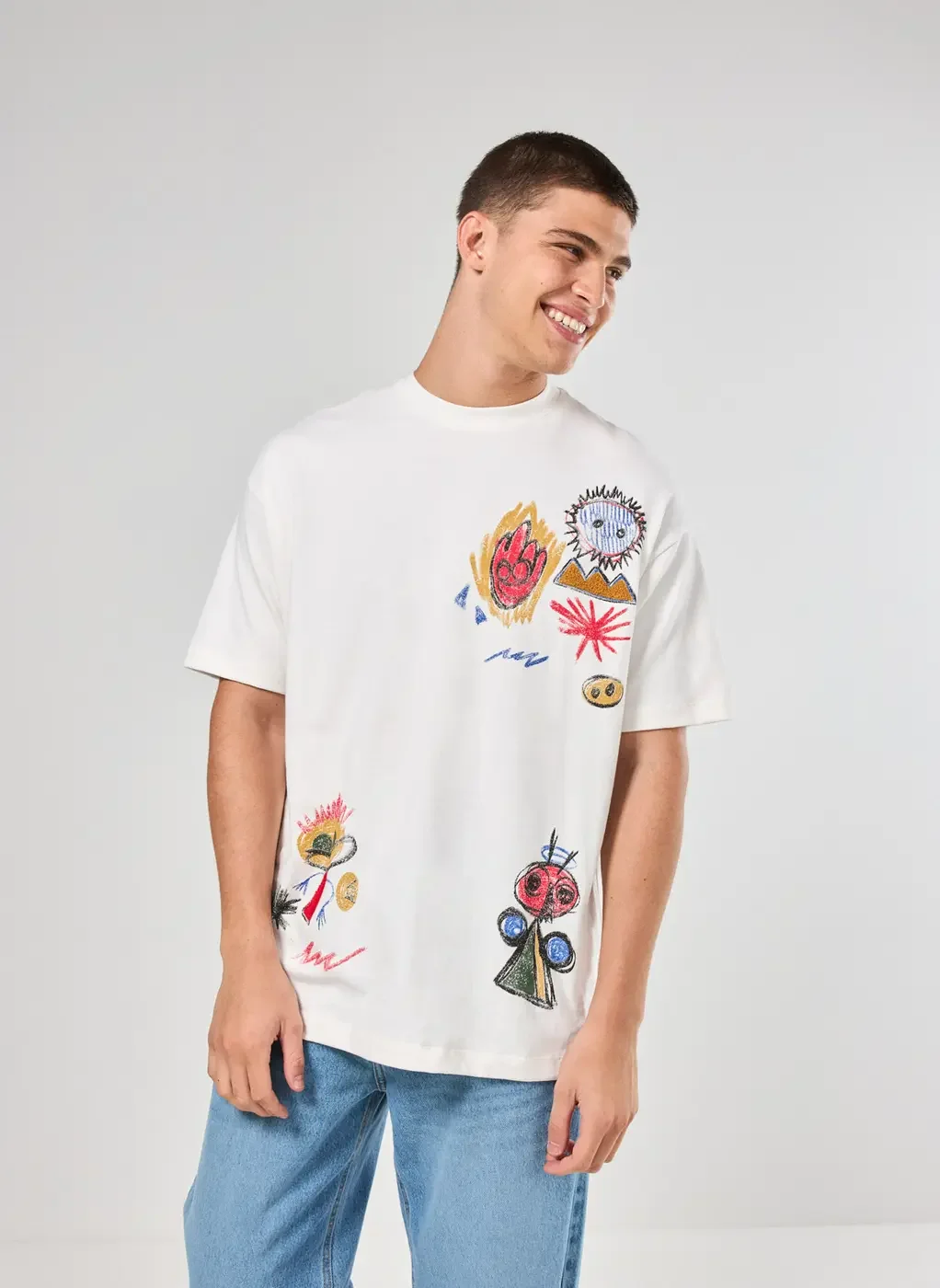 Camiseta Relaxed Estampa Desenhos