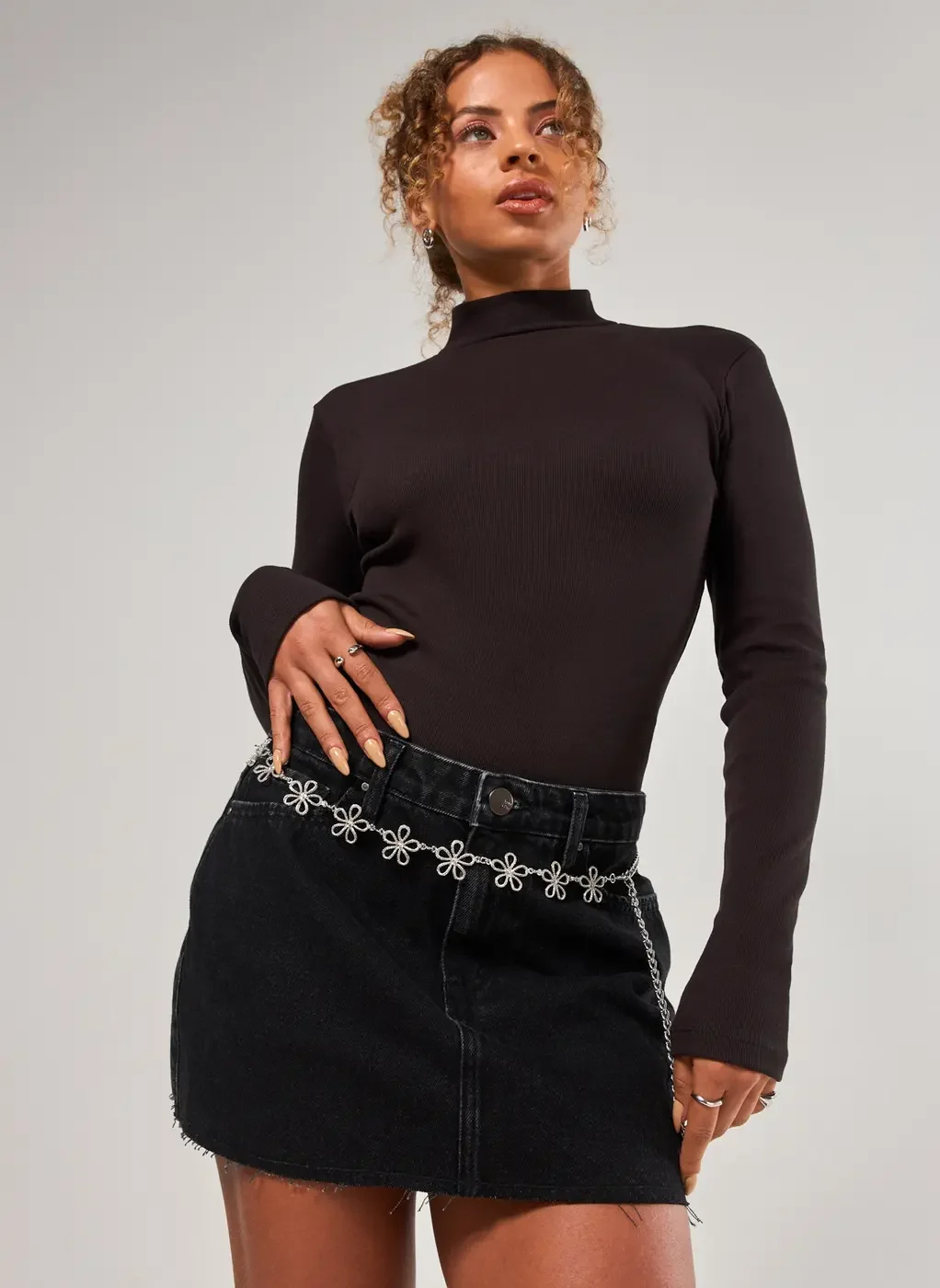 Body Manga Longa Preto Costas Abertas