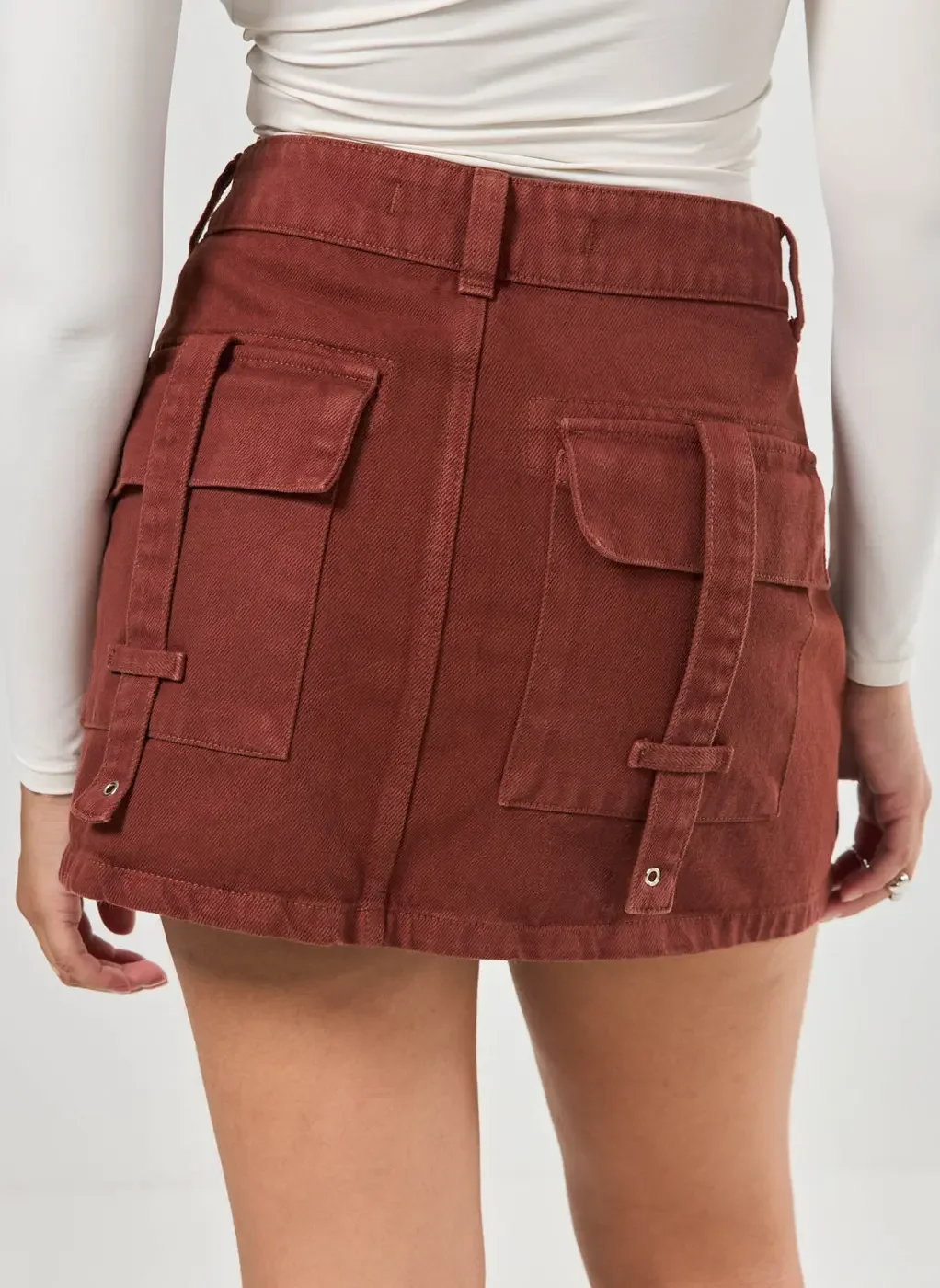 Saia Utilitária Em Sarja Marrom