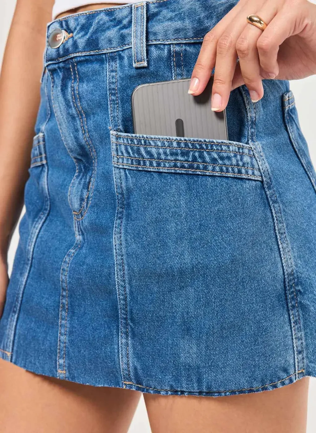 Saia Jeans Costuras Marcantes