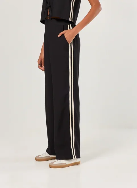 Calça Reta Listra Lateral