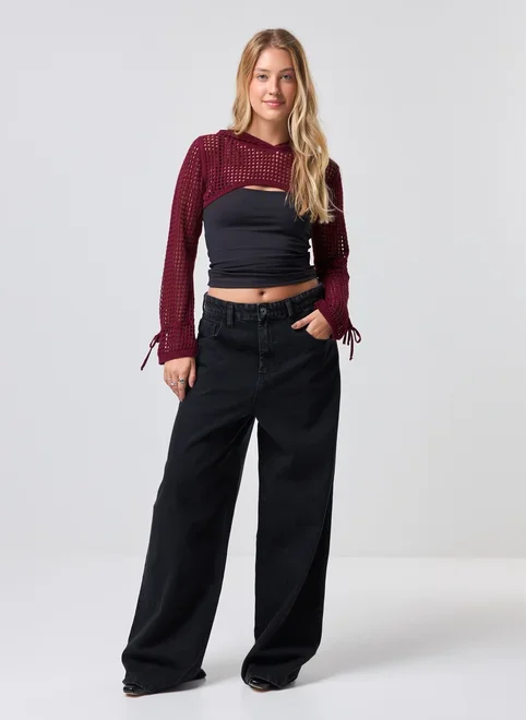 Super Cropped Em Tricô Com Capuz