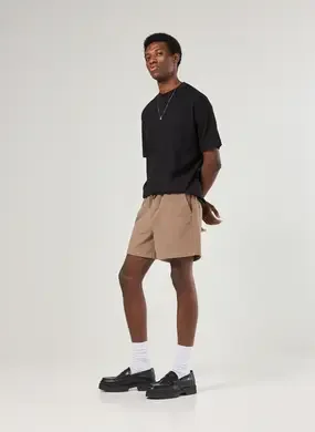 Bermuda Short Em Veludo Cotelê