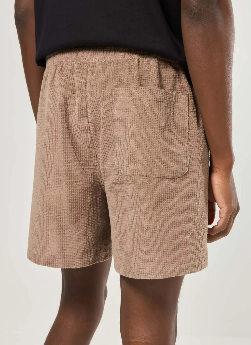 Bermuda Short Em Veludo Cotelê