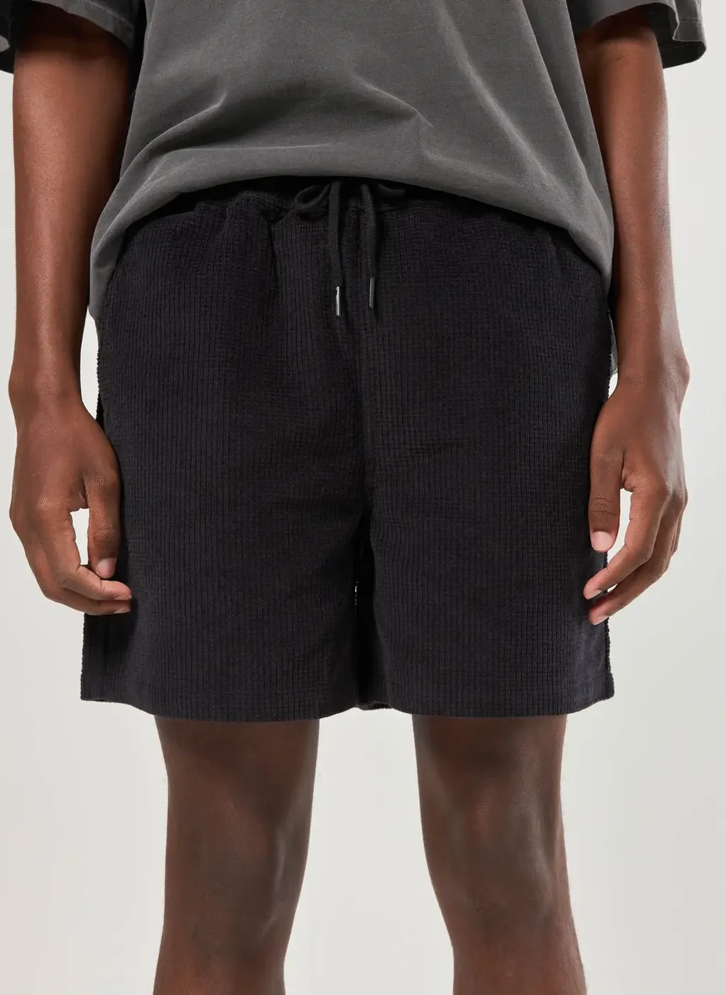 Bermuda Short Em Veludo Cotelê