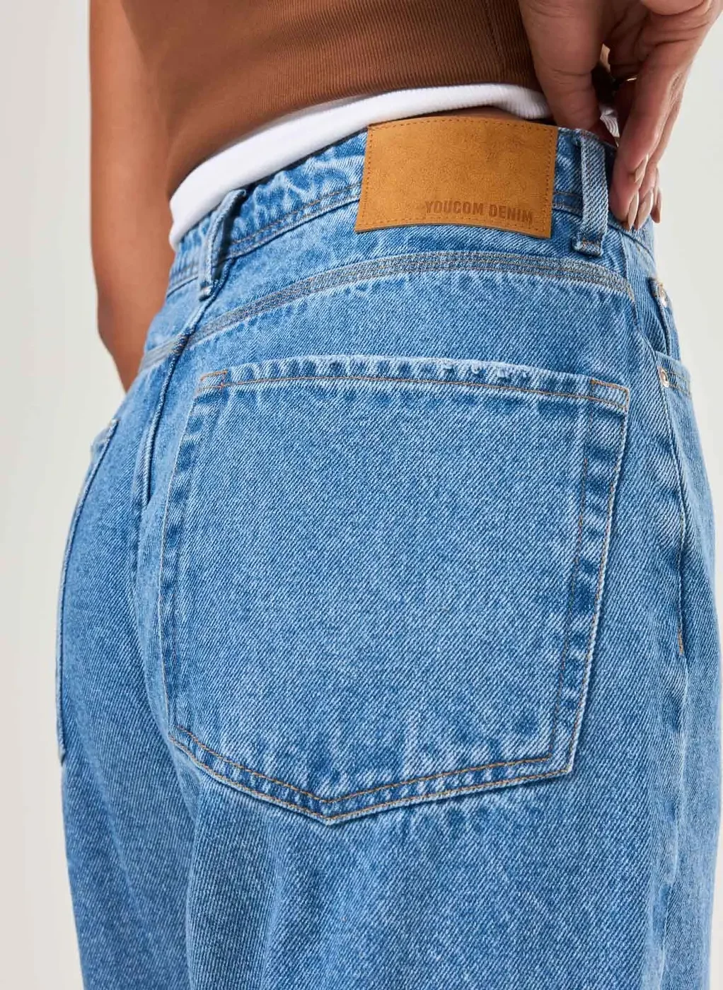 Calça Jeans Cintura Alta Mom